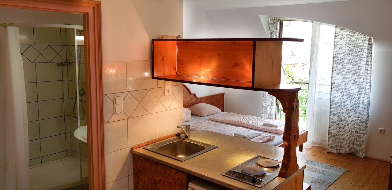 Hotel Paar Szieszta Gyor Luaran gambar