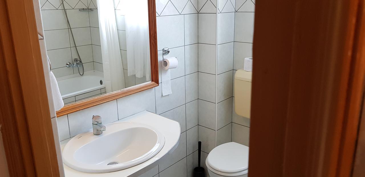 Hotel Paar Szieszta Gyor Luaran gambar