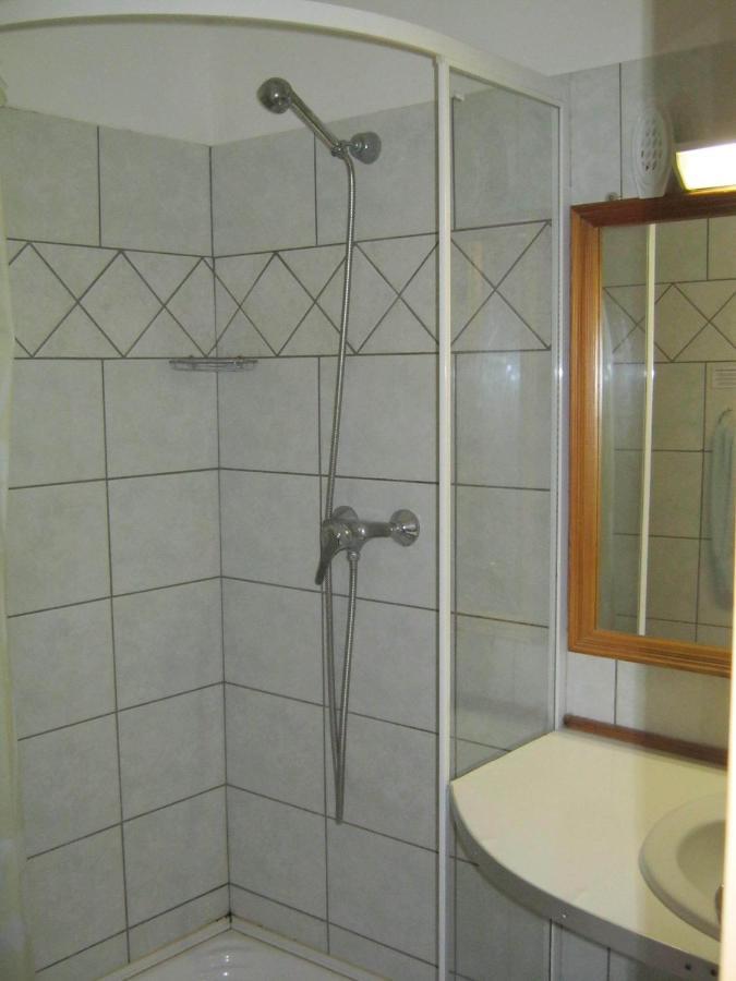Hotel Paar Szieszta Gyor Bilik gambar